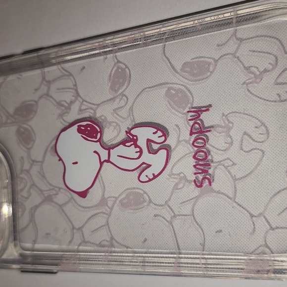 Brand new Apple IPhone 🍎 15 Pro Max   Peanuts Snoopy soft Silicone Phone - Picture 3 of 8